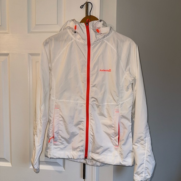 Avalanche wind breaker size small - Picture 1 of 4